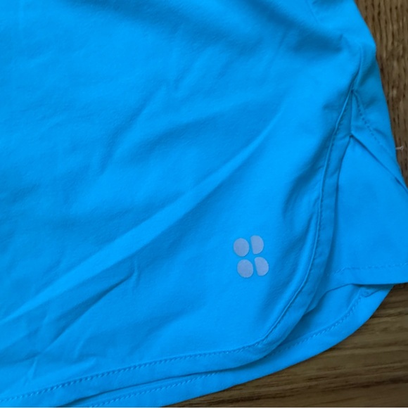 🏃‍♀️ NWT Sweaty Betty Relay Shell Shorts - Seaglass Blue - Size S 💙 - Picture 2 of 5